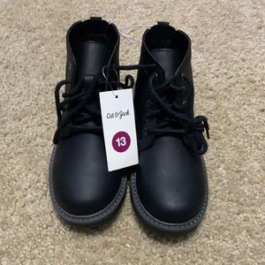 Boys black boots